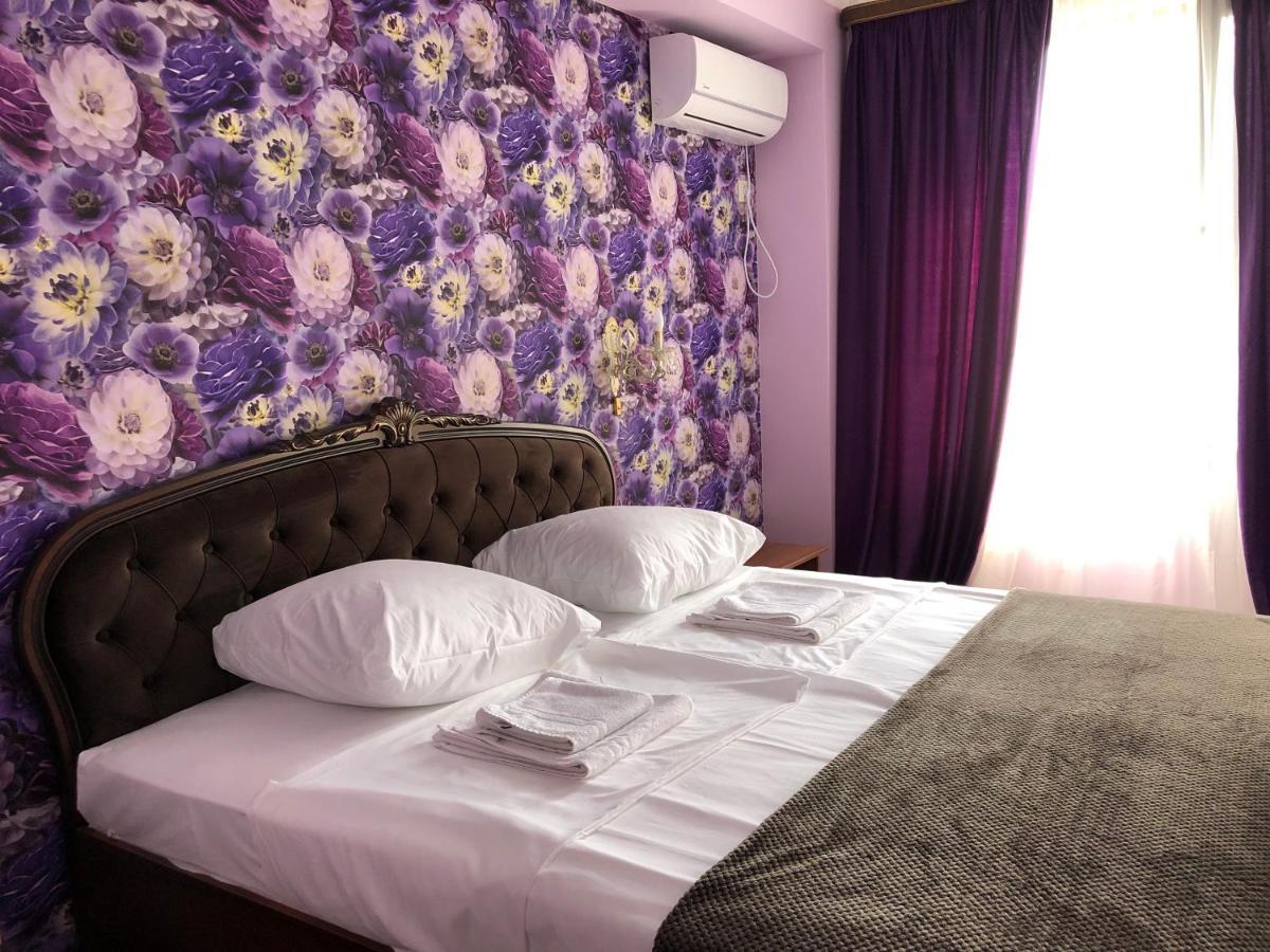 Hôtel Гостевой Дом Siella à Soukhoumi Extérieur photo
