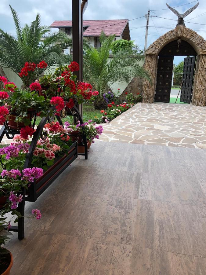 Hôtel Гостевой Дом Siella à Soukhoumi Extérieur photo